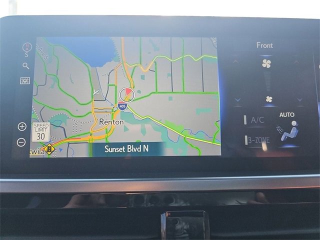 Used 2022 Lexus GX 460 Premium w/ Accessory Package image 14