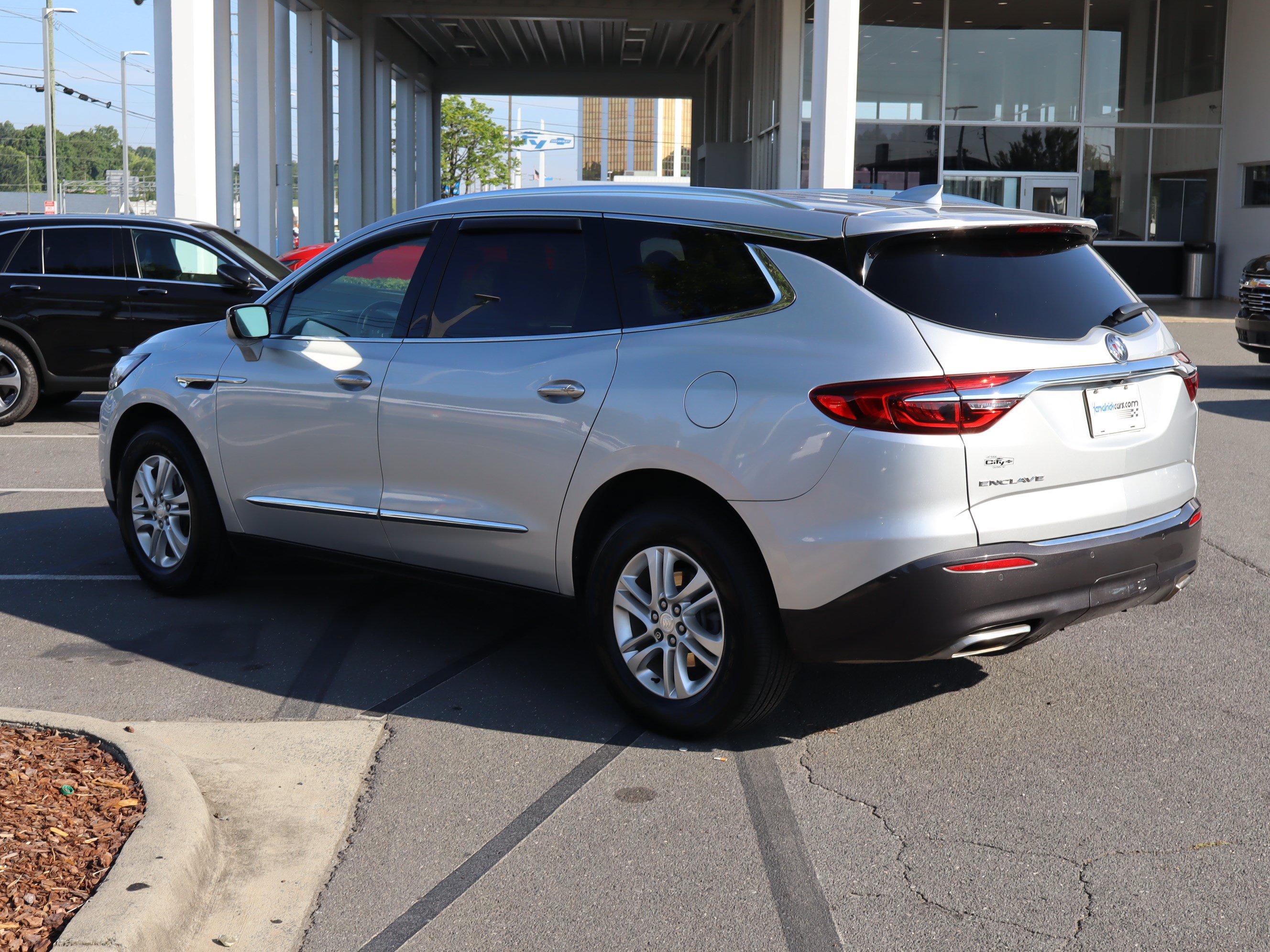 Used 2021 Buick Enclave Preferred FWD image 8