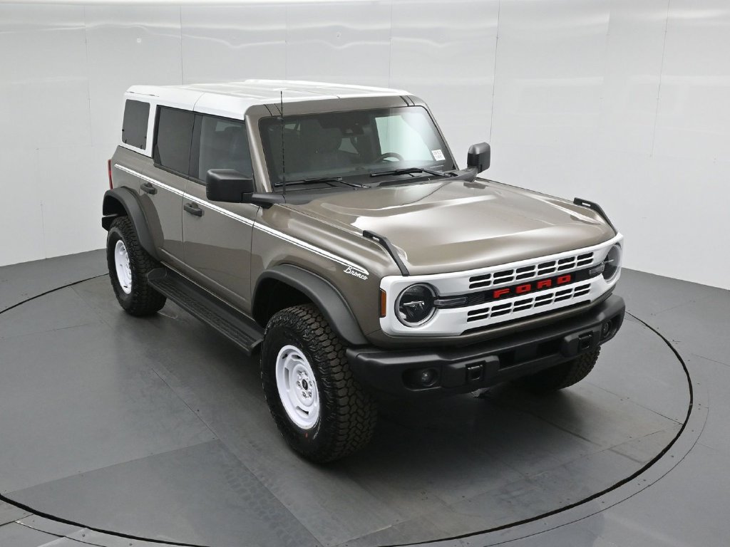 Certified 2026 Ford Bronco Heritage Edition AWD/4WD image 37