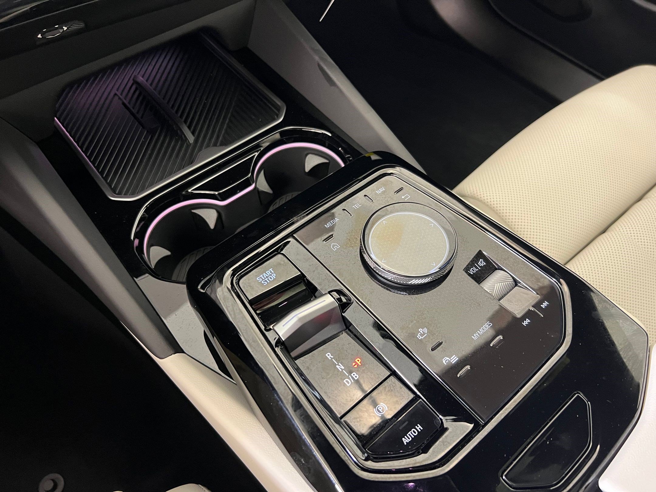 New 2026 BMW i5 eDrive40 RWD image 16