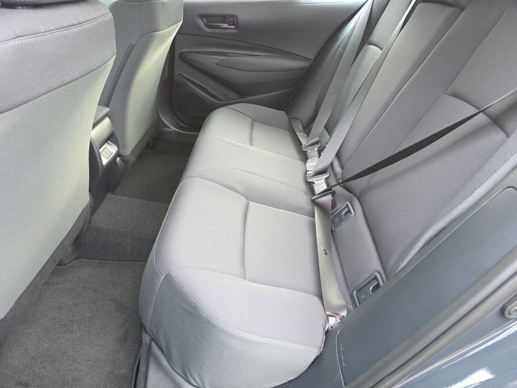Used 2026 Toyota Corolla LE FWD image 21