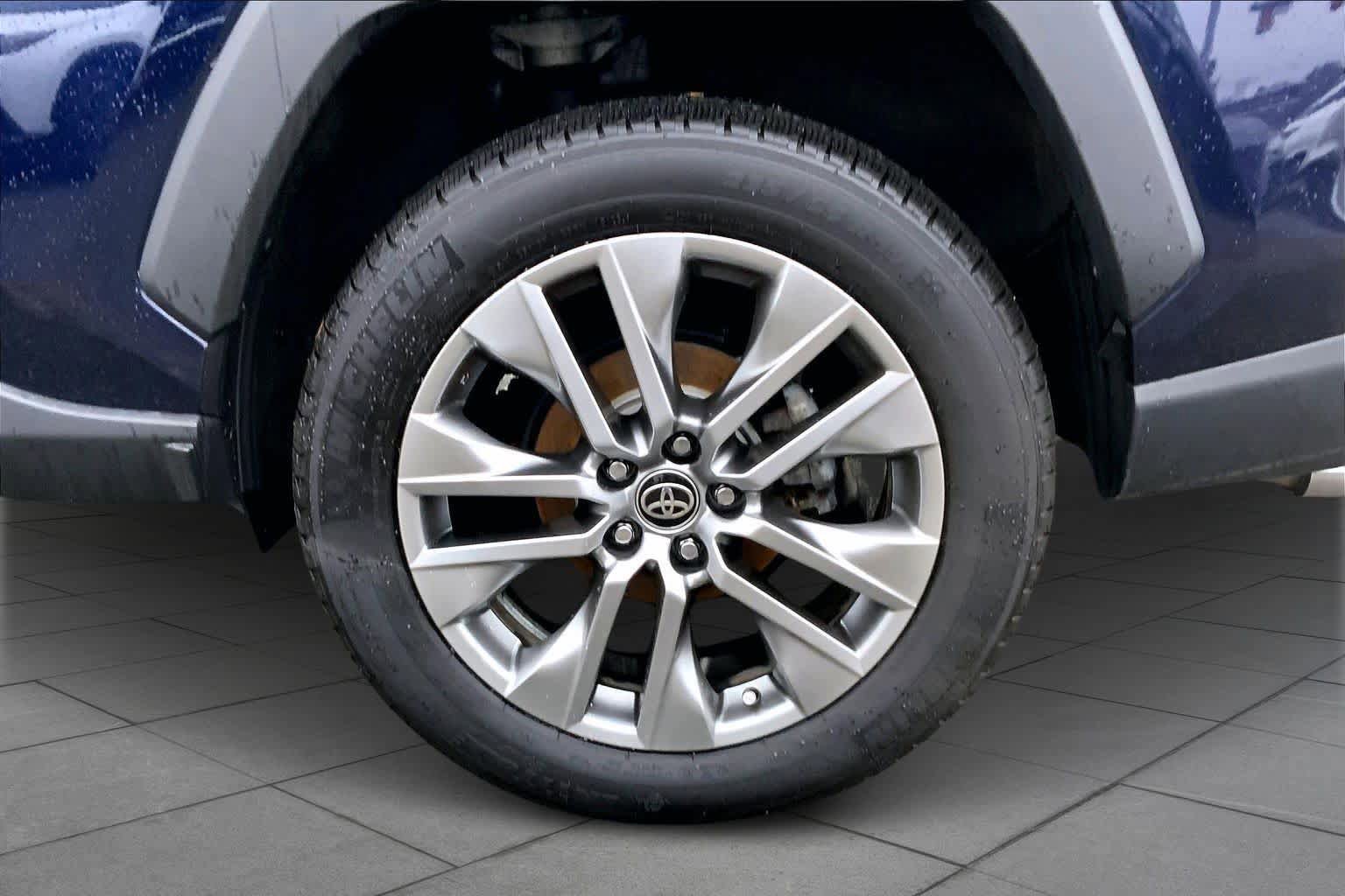 Used 2023 Toyota RAV4 Limited AWD/4WD image 20