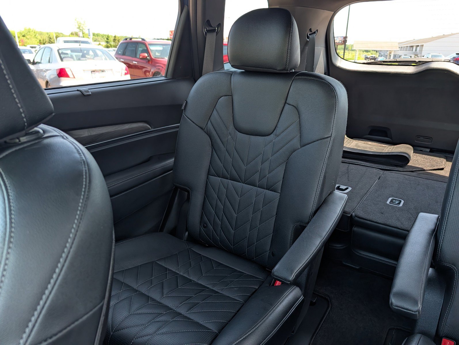 Used 2024 Kia Telluride EX X-Line AWD/4WD image 12