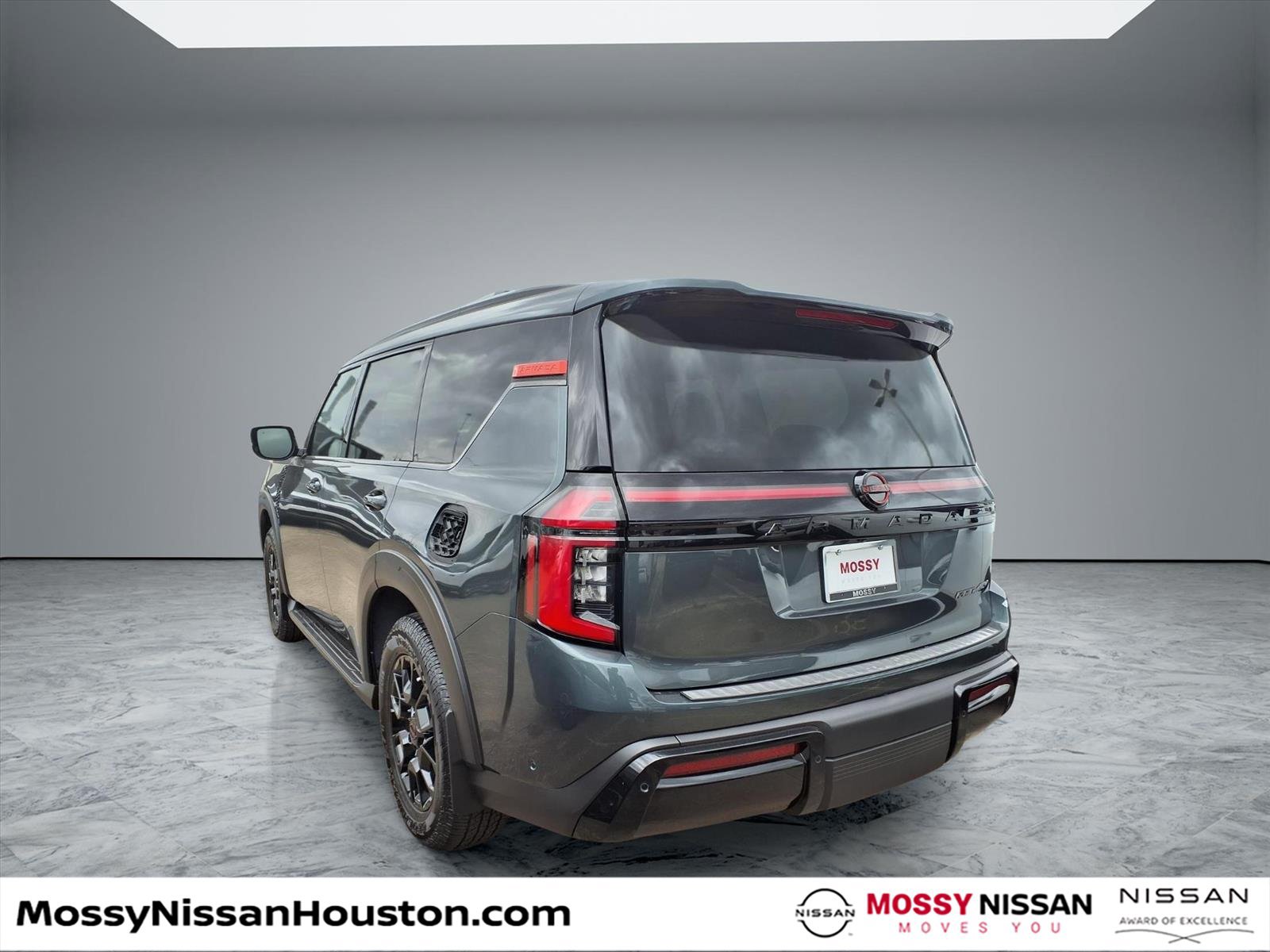 New 2026 Nissan Armada PRO-4X w/ Captain's Chari Seat Package AWD/4WD image 2