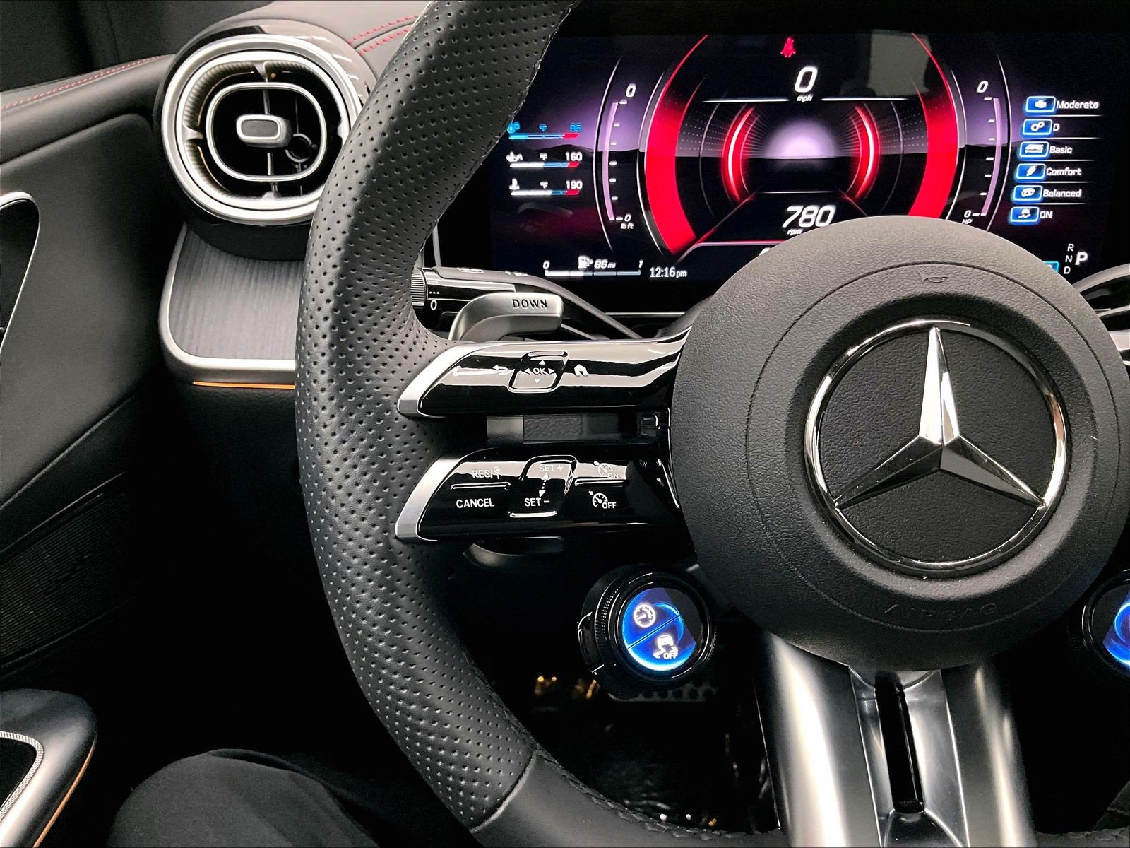 Used 2026 Mercedes-Benz GLC 43 AMG 4MATIC Coupe image 21