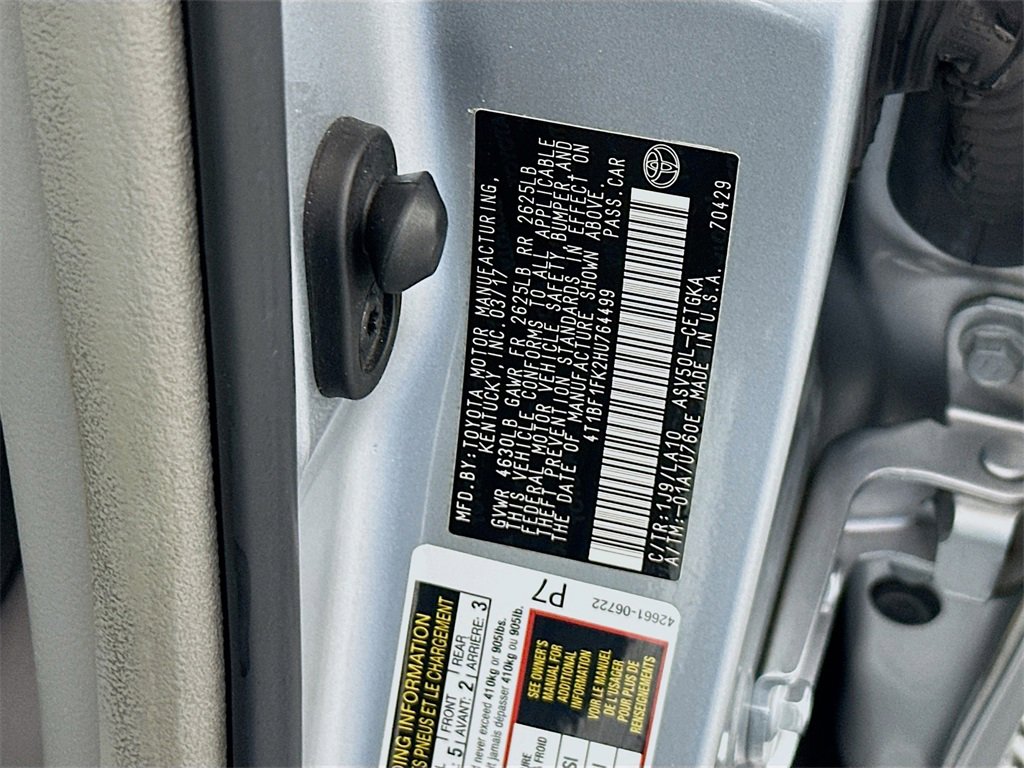 Used 2017 Toyota Camry XLE image 30