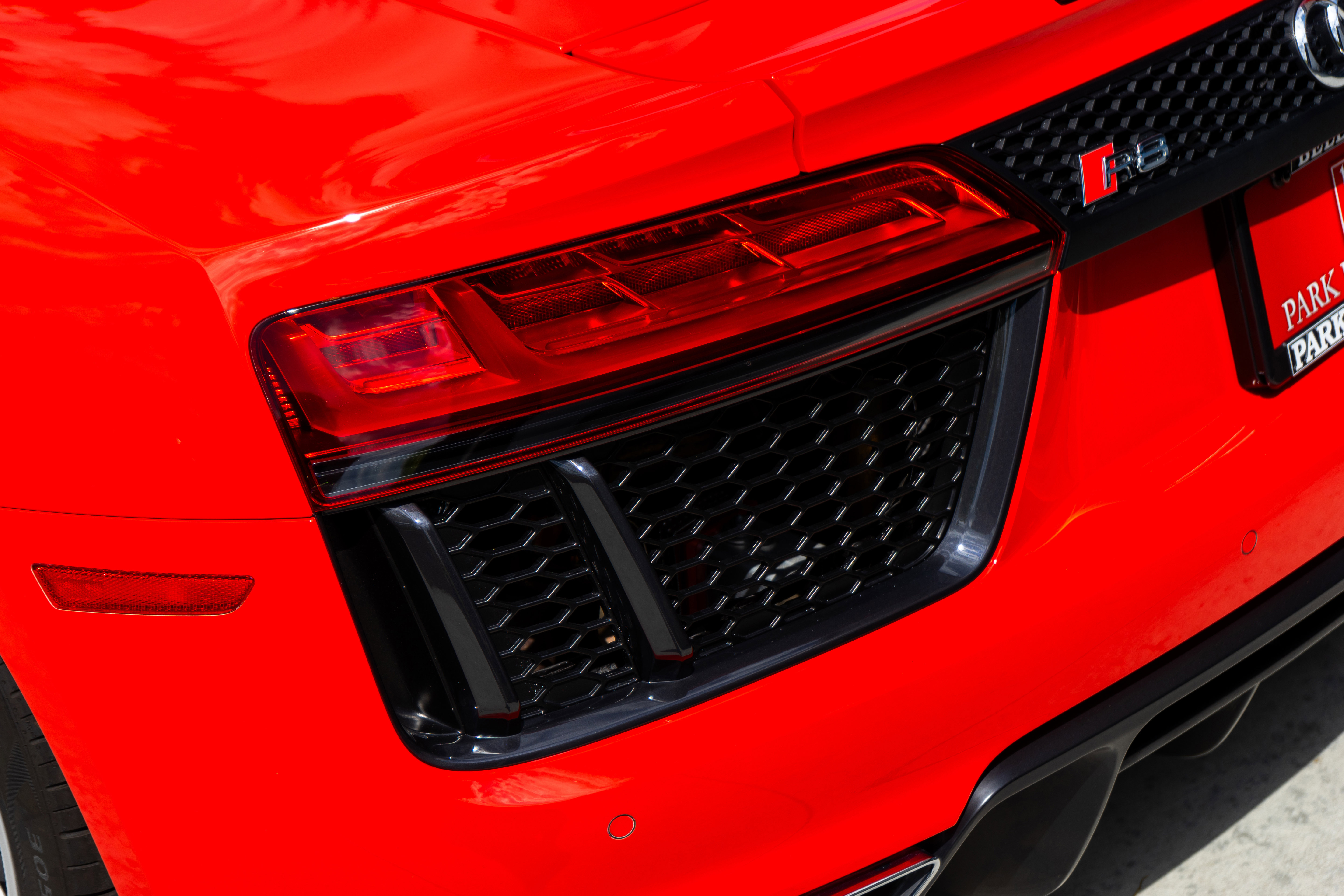 Used 2017 Audi R8 V10 image 57