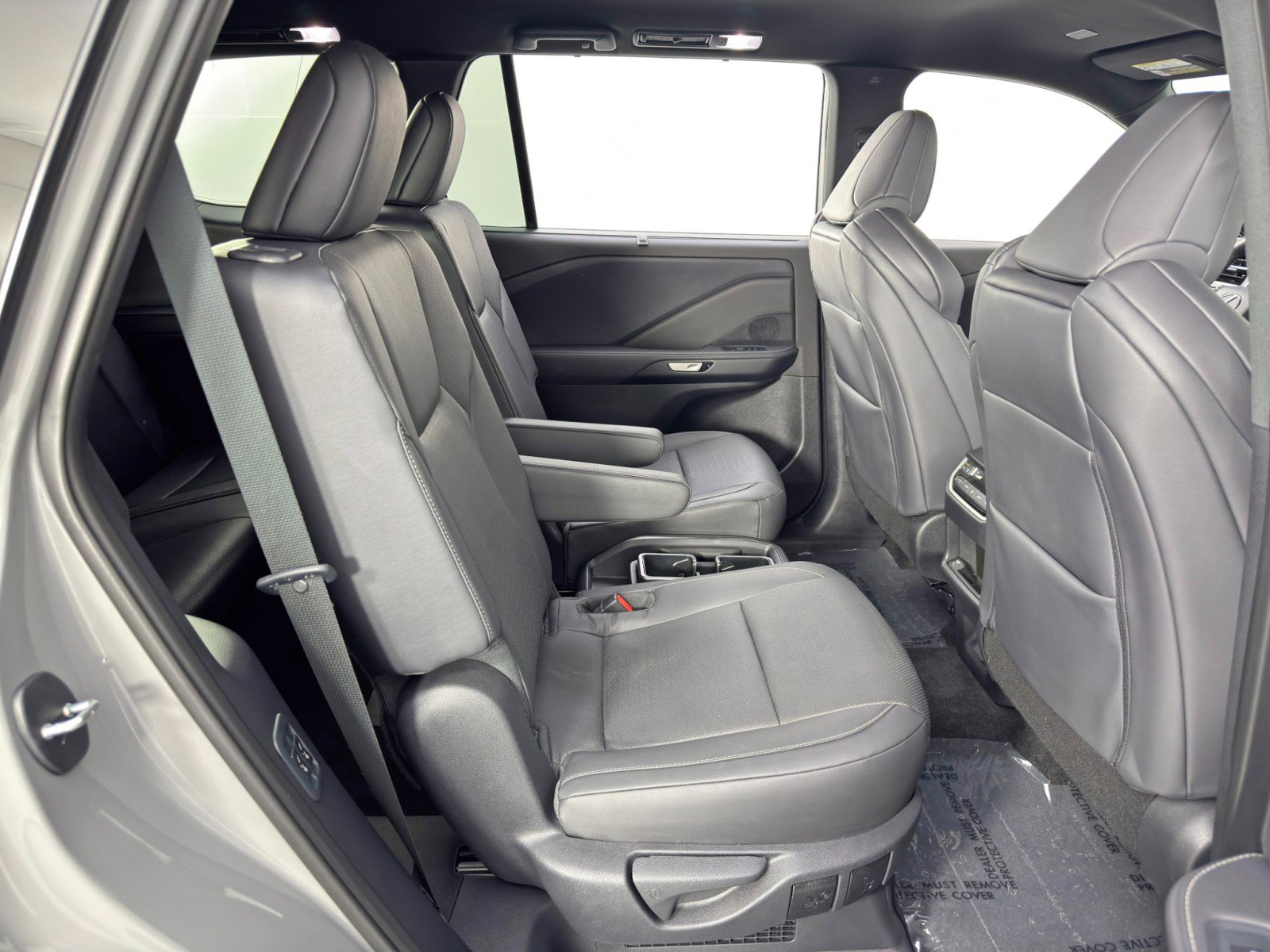 Used 2025 Lexus TX 500h AWD w/ Technology Package image 41
