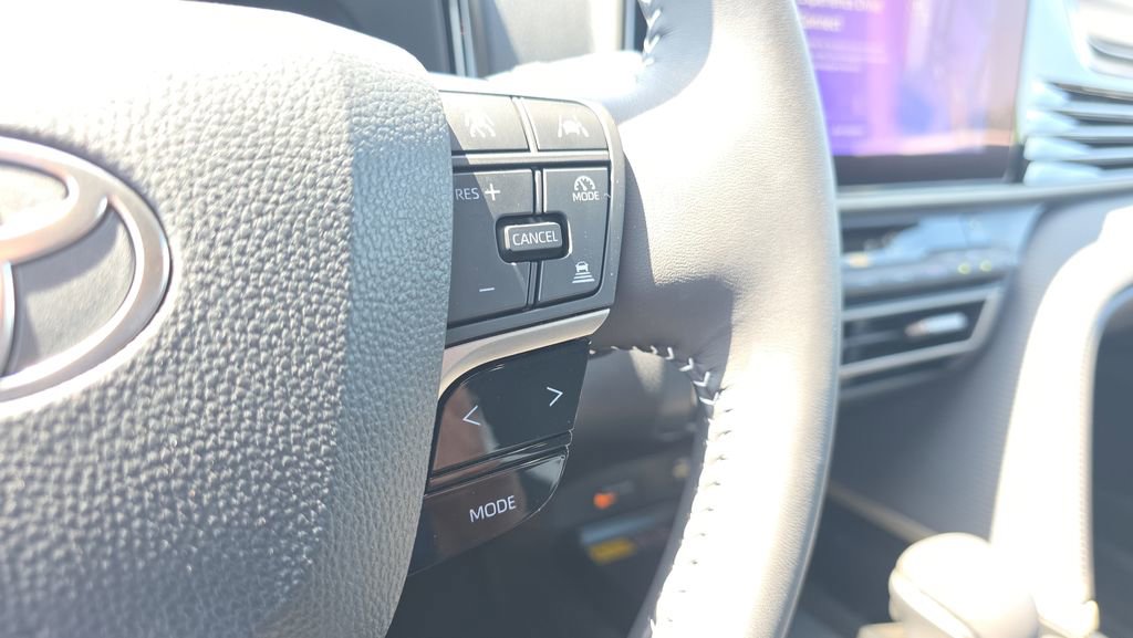 Used 2026 Toyota Camry SE FWD image 20