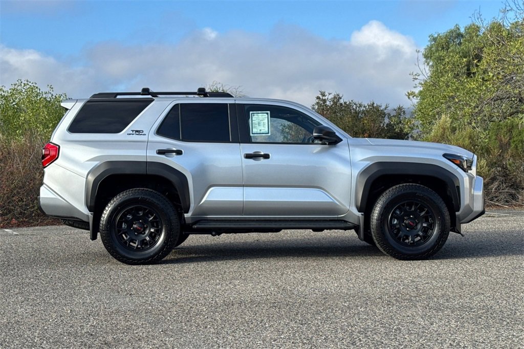Used 2025 Toyota 4Runner TRD Off-Road Premium image 3