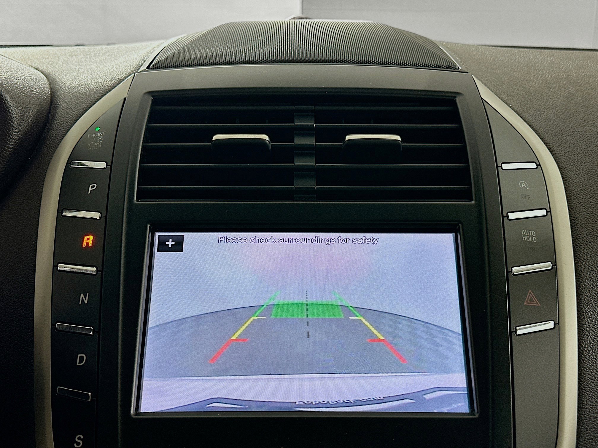 Used 2019 Lincoln MKC Premiere FWD image 21