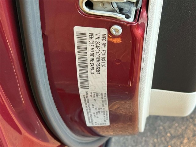 Used 2021 Chrysler Voyager Lxi image 25