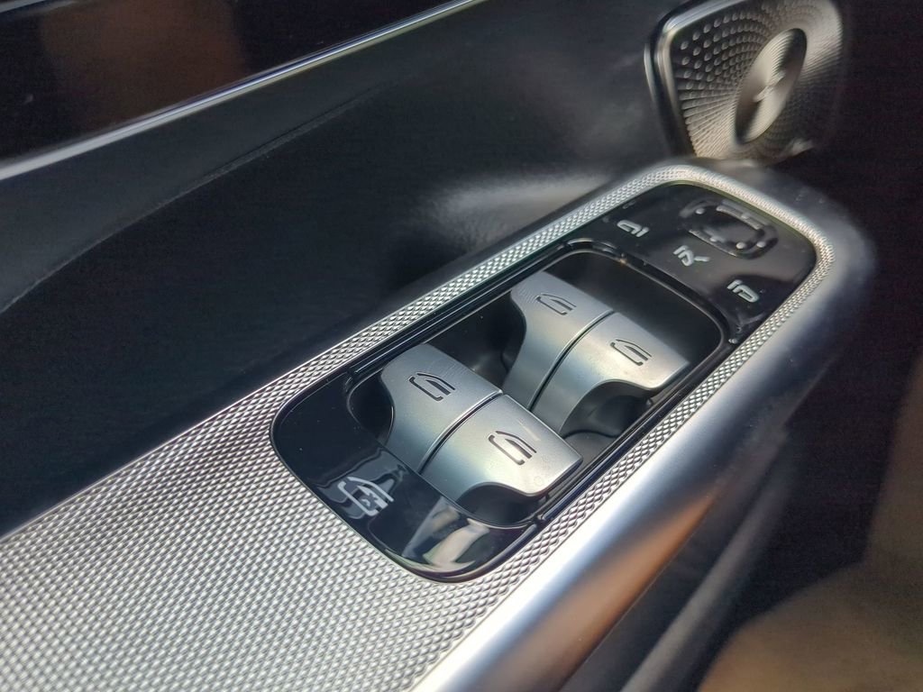 Certified 2024 Mercedes-Benz EQE 500 4MATIC Sedan image 11