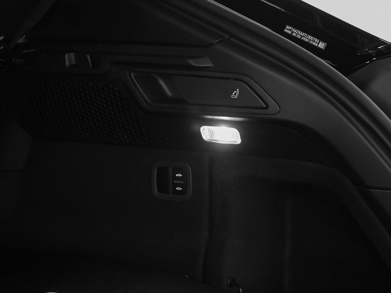 New 2026 Porsche Macan 4 Electric image 19