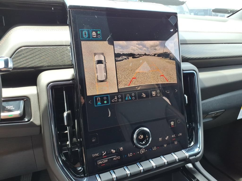 New 2026 GMC Yukon AT4 w/ AT4 Premium Plus Package AWD/4WD image 22