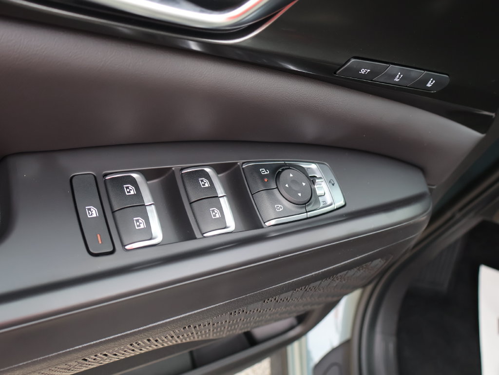 New 2027 Kia Carnival SX FWD image 21