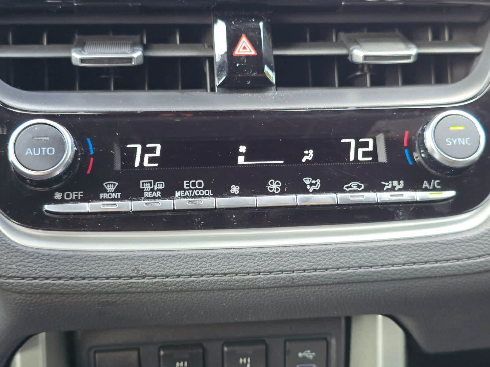 Used 2023 Toyota Corolla Cross AWD Hybrid w/ Convenience Package image 15