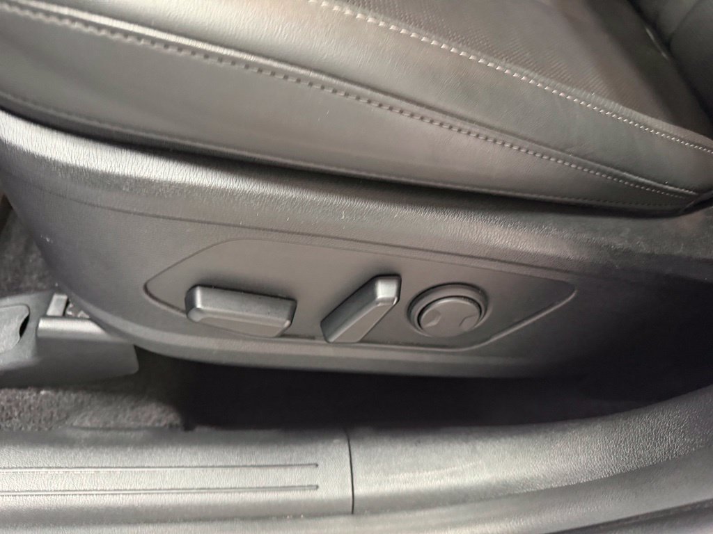 Used 2025 Kia Sorento S AWD/4WD image 31