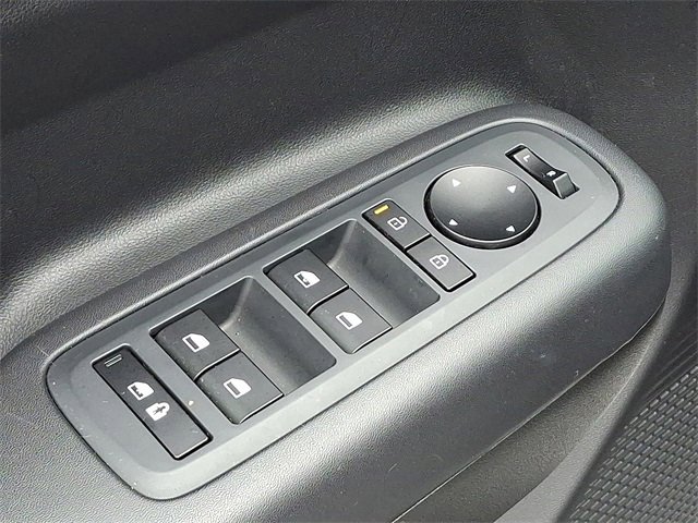 Used 2025 Hyundai Santa Fe SE image 15