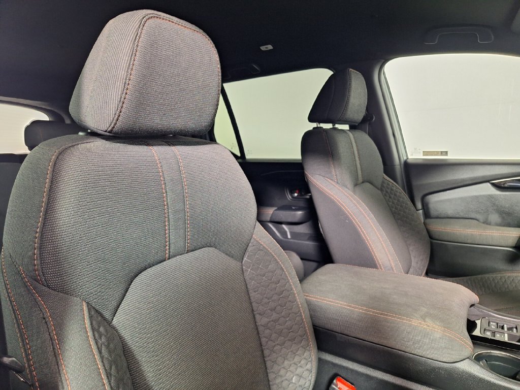 Used 2024 Honda Pilot Sport image 26
