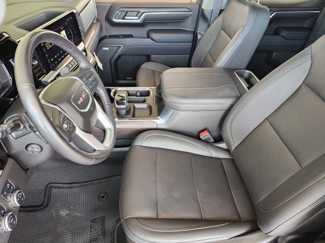 Used 2023 GMC Sierra 1500 SLT image 4