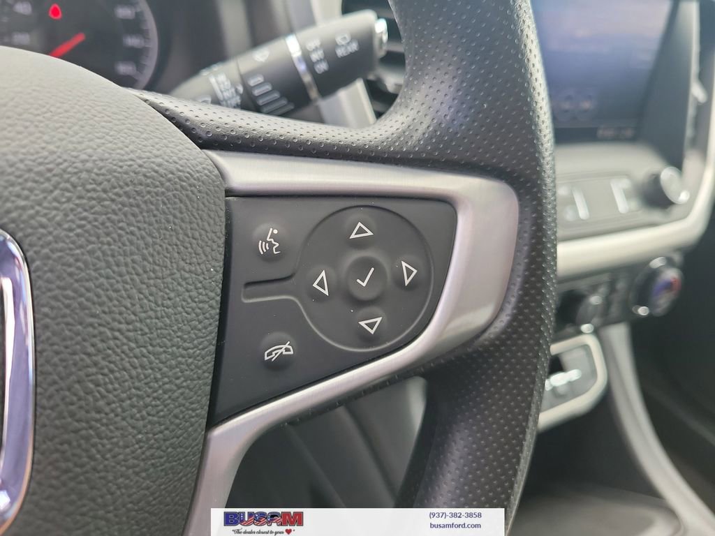 Used 2021 GMC Acadia SLE w/ Driver Convenience Package FWD image 22