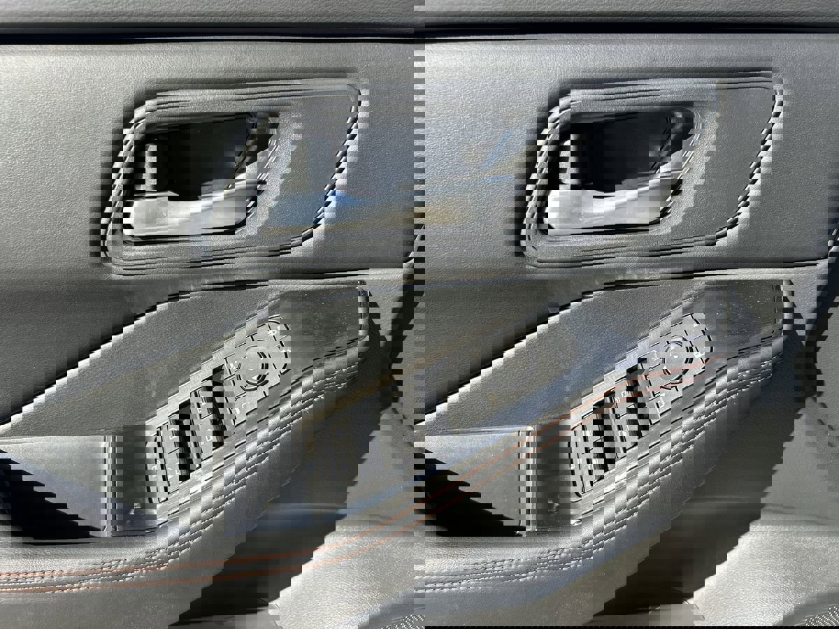 New 2025 Nissan Rogue SV image 17