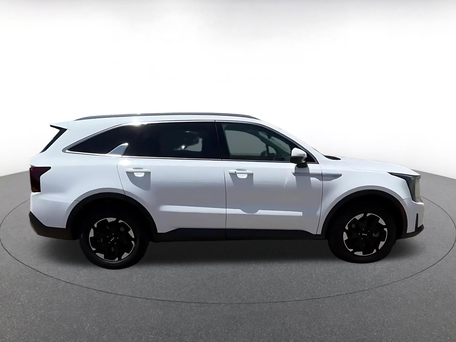 Used 2024 Kia Sorento S AWD/4WD image 16