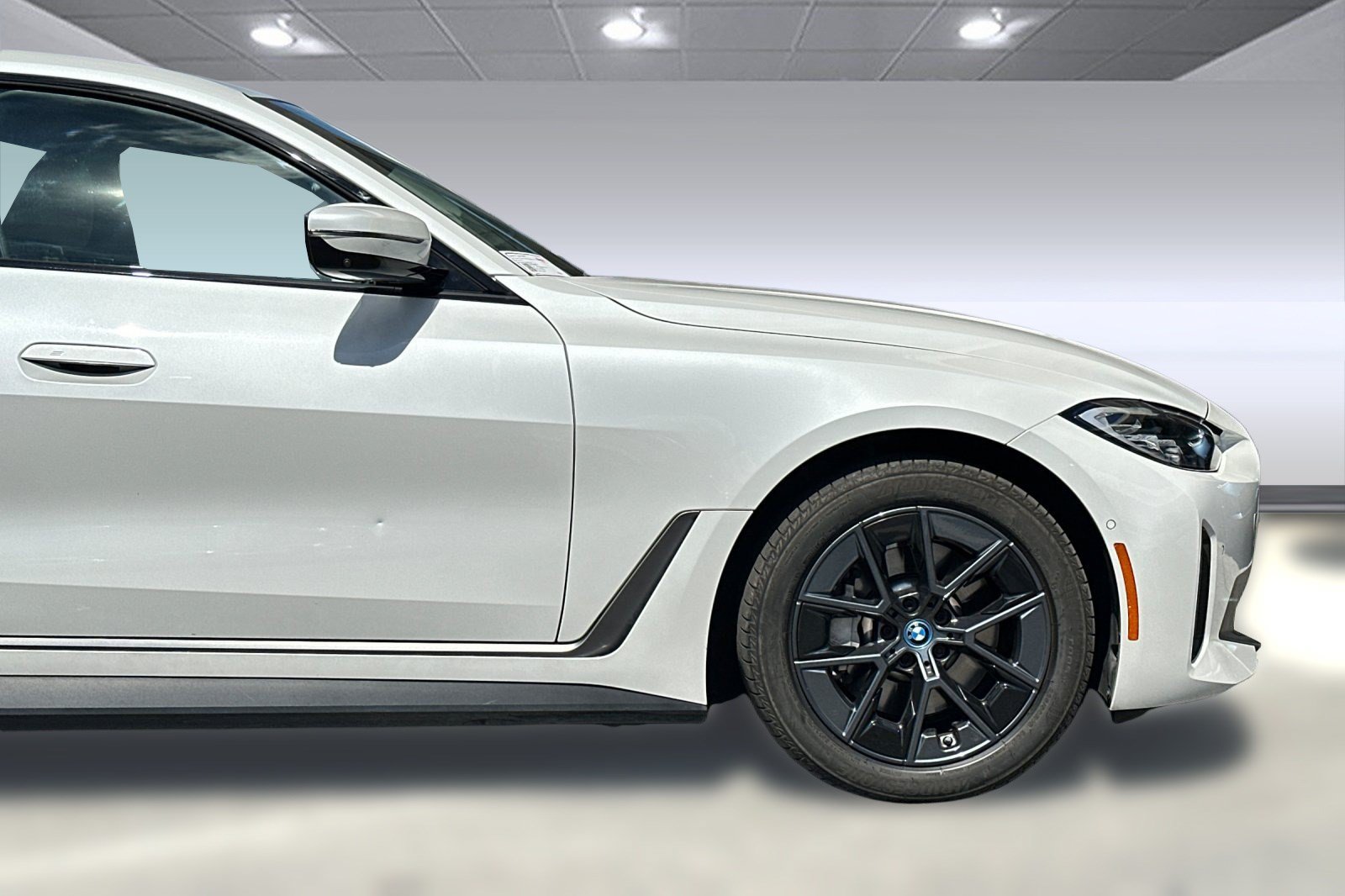 Certified 2023 BMW i4 eDrive35 RWD image 35