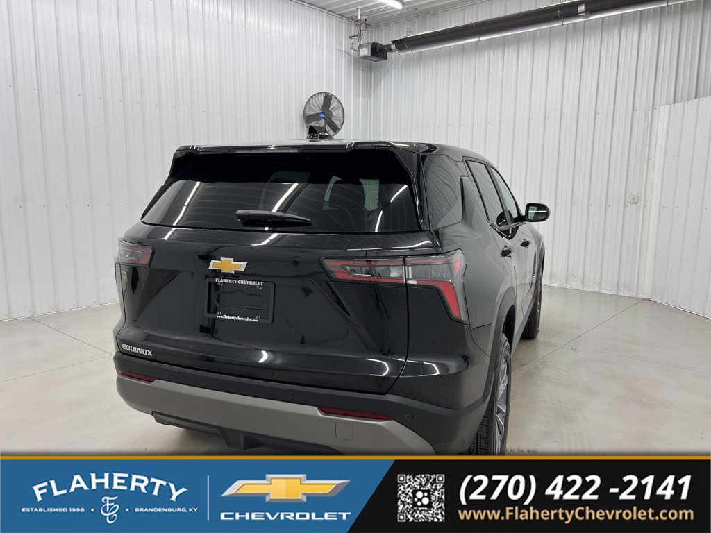 Used 2025 Chevrolet Equinox LT FWD image 3