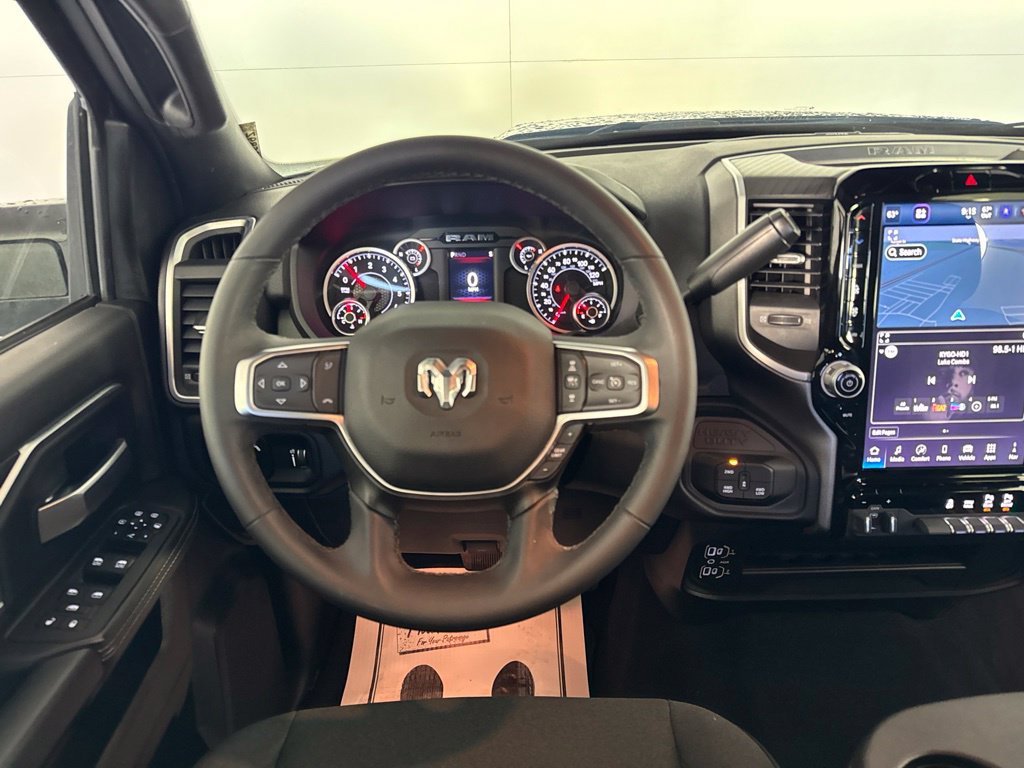 Certified 2025 RAM 2500 Big Horn AWD/4WD image 40