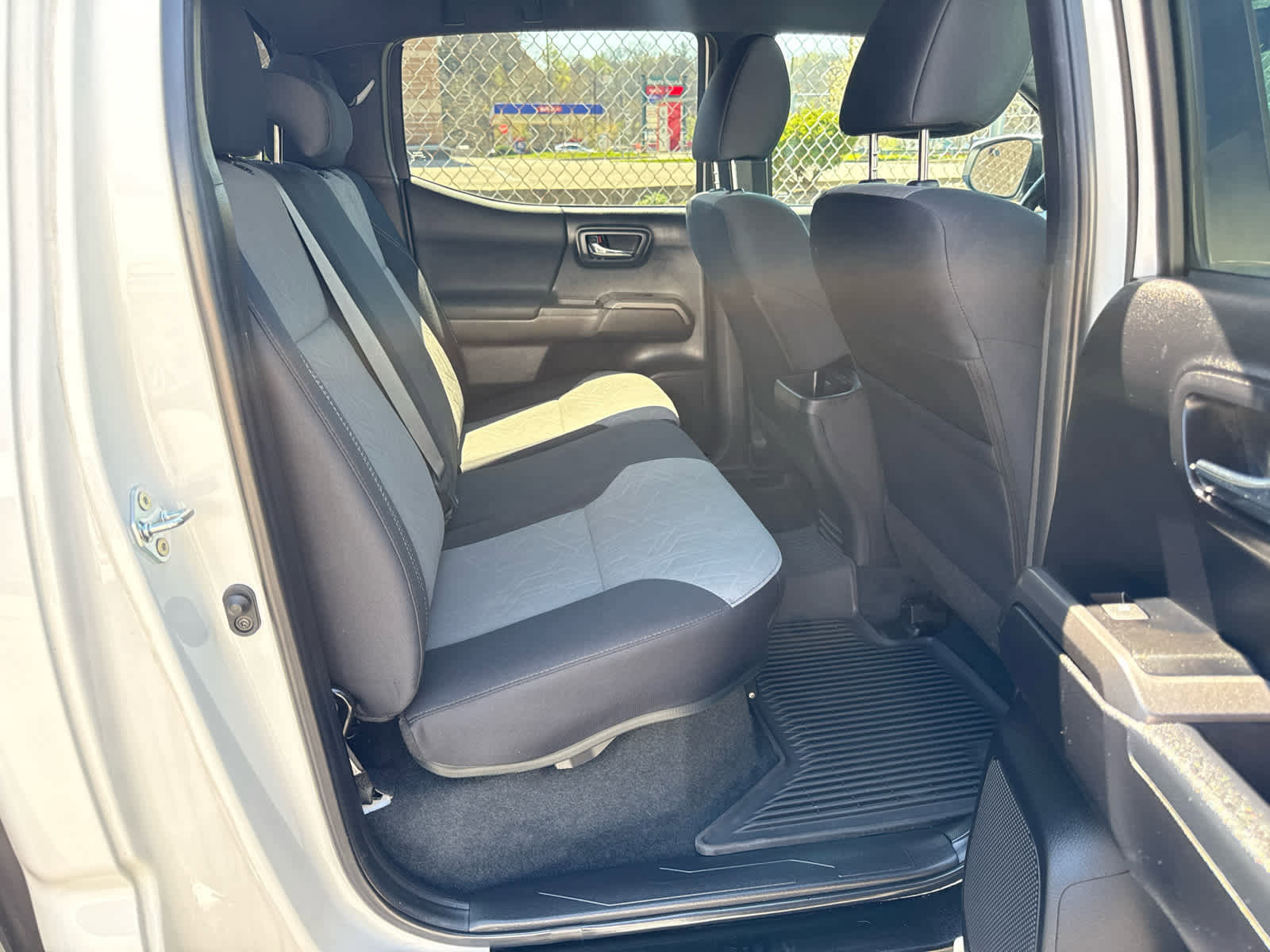 Used 2023 Toyota Tacoma TRD Off-Road w/ Technology Package image 27