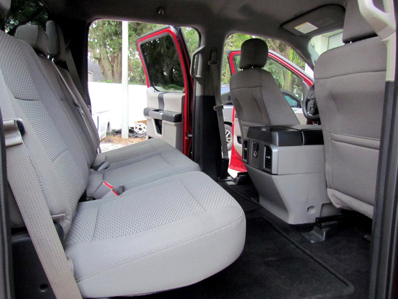 Used 2016 Ford F150 XLT w/ Trailer Tow Package image 23