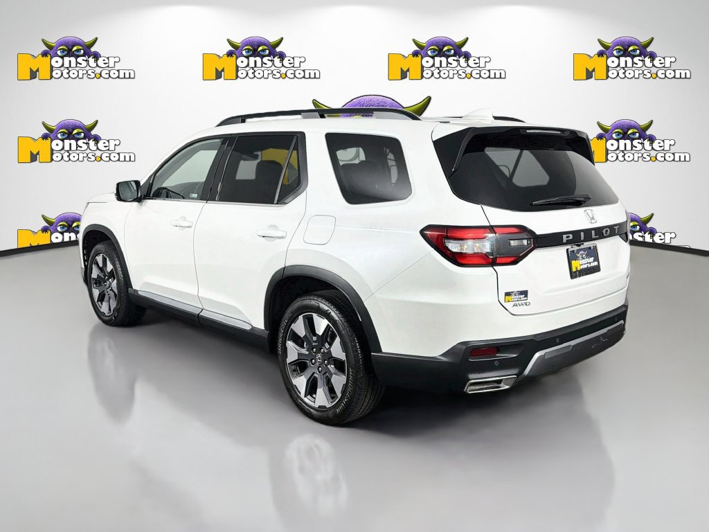 Used 2026 Honda Pilot Touring image 7