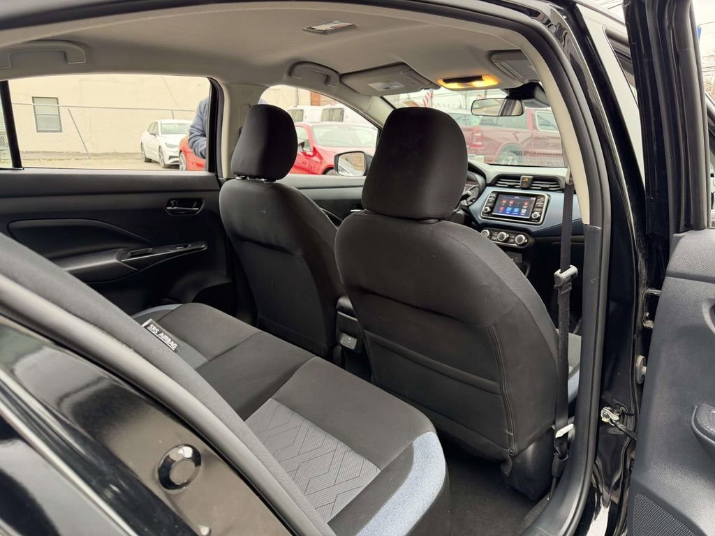 Used 2025 Nissan Versa SV image 13