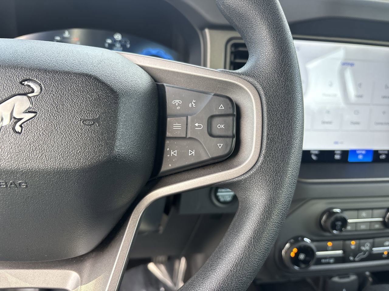 Used 2025 Ford Bronco 4-Door image 27