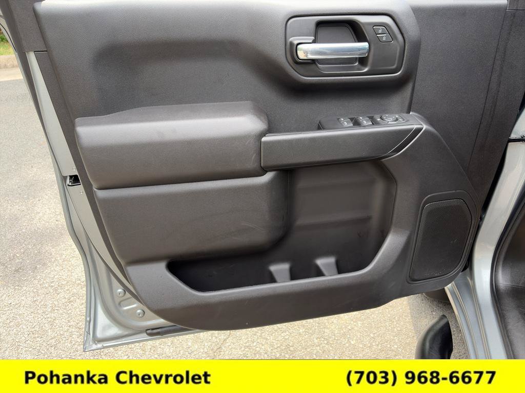 Certified 2025 Chevrolet Silverado 1500 Custom w/ Turbomax Blackout Package AWD/4WD image 19
