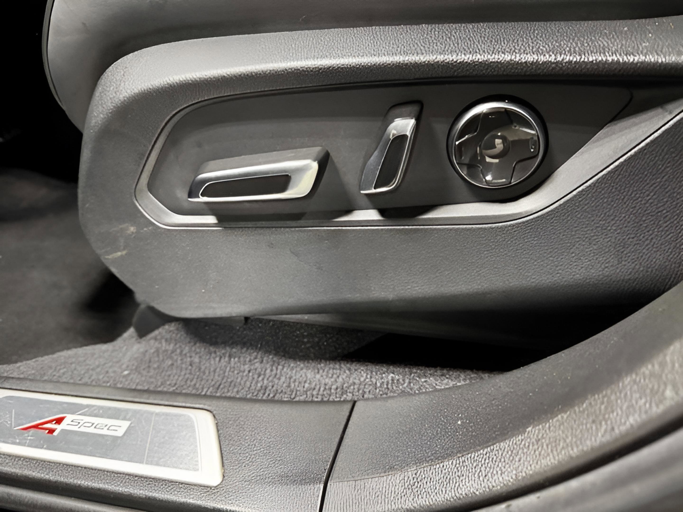 Used 2022 Acura RDX A-Spec FWD image 29