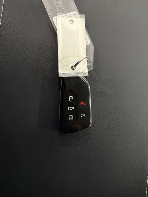 Used 2024 Volkswagen Atlas SE image 35