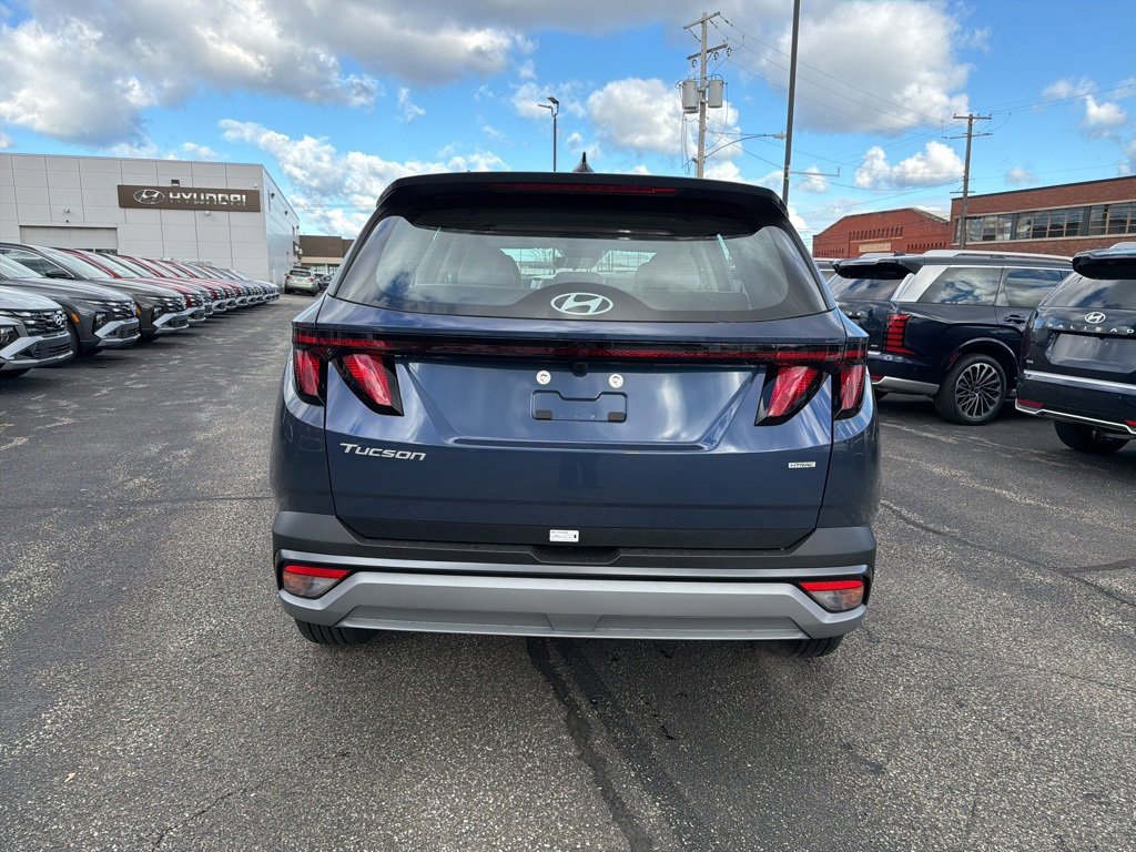 New 2026 Hyundai Tucson SE image 6
