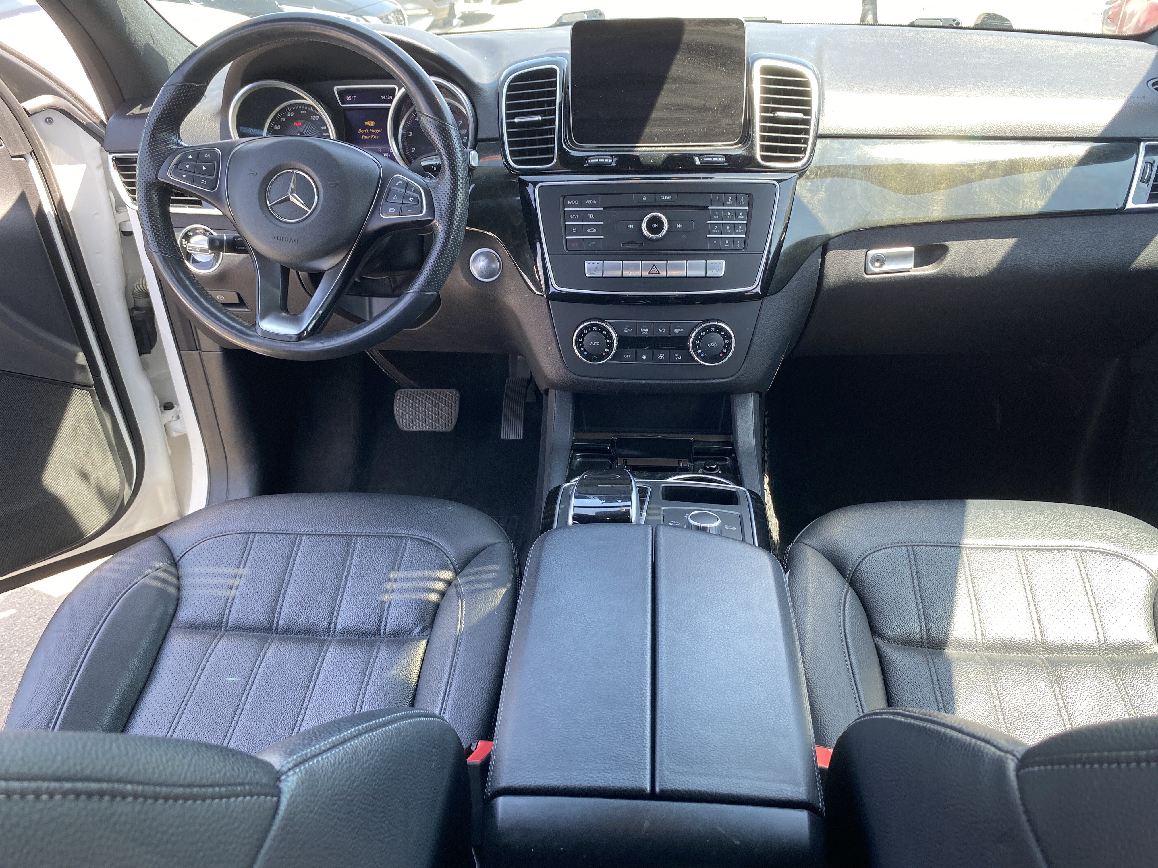 Used 2017 Mercedes-Benz GLE 350 w/ Premium 1 Package image 17