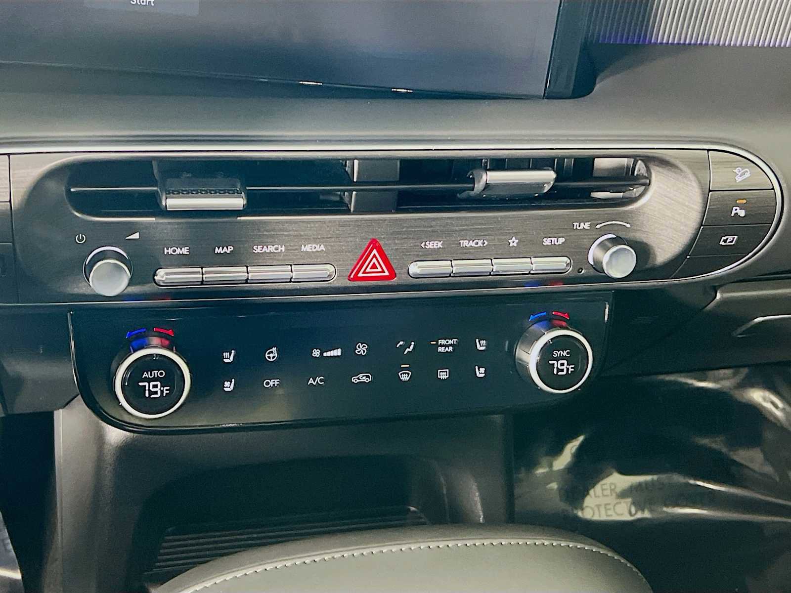 Used 2026 Hyundai Palisade Calligraphy image 16