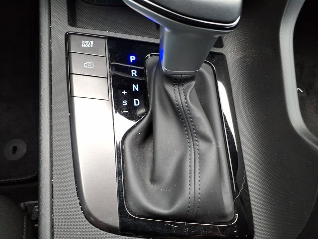 Used 2025 Hyundai Elantra Sport image 24