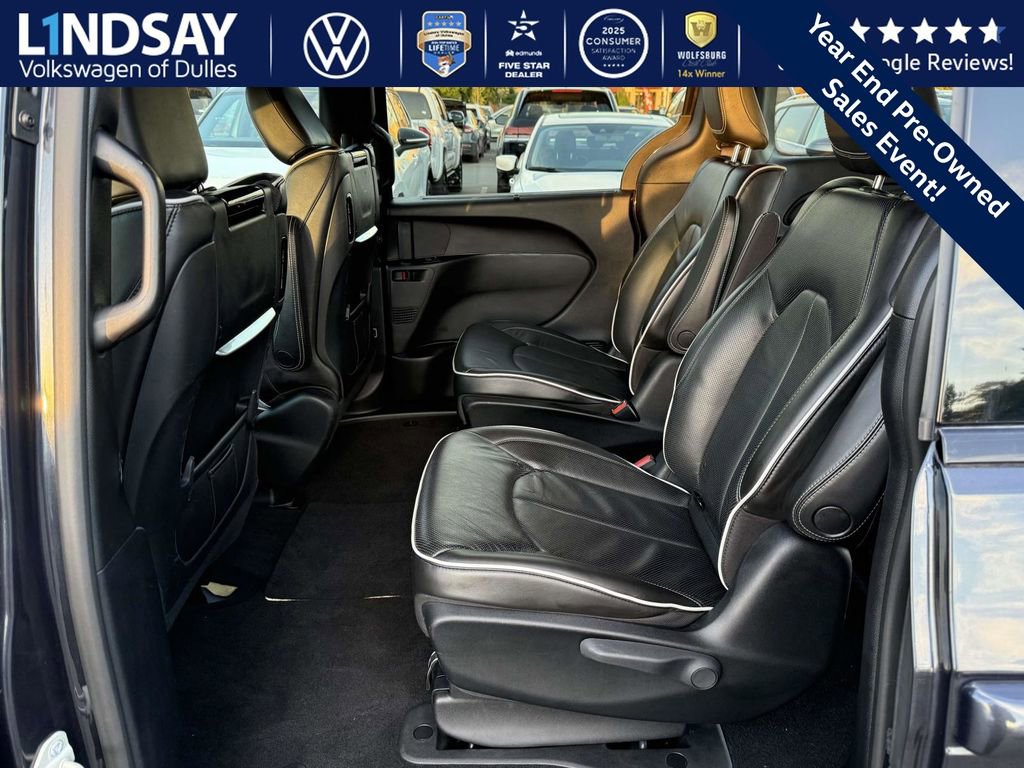 Used 2019 Chrysler Pacifica Limited w/ Advanced Safetytec Group image 14
