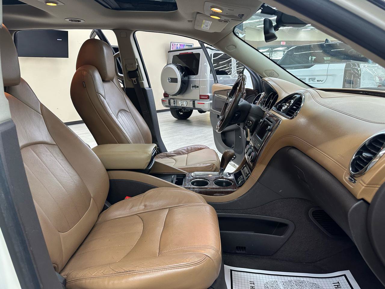 Used 2015 Buick Enclave Leather AWD/4WD image 42