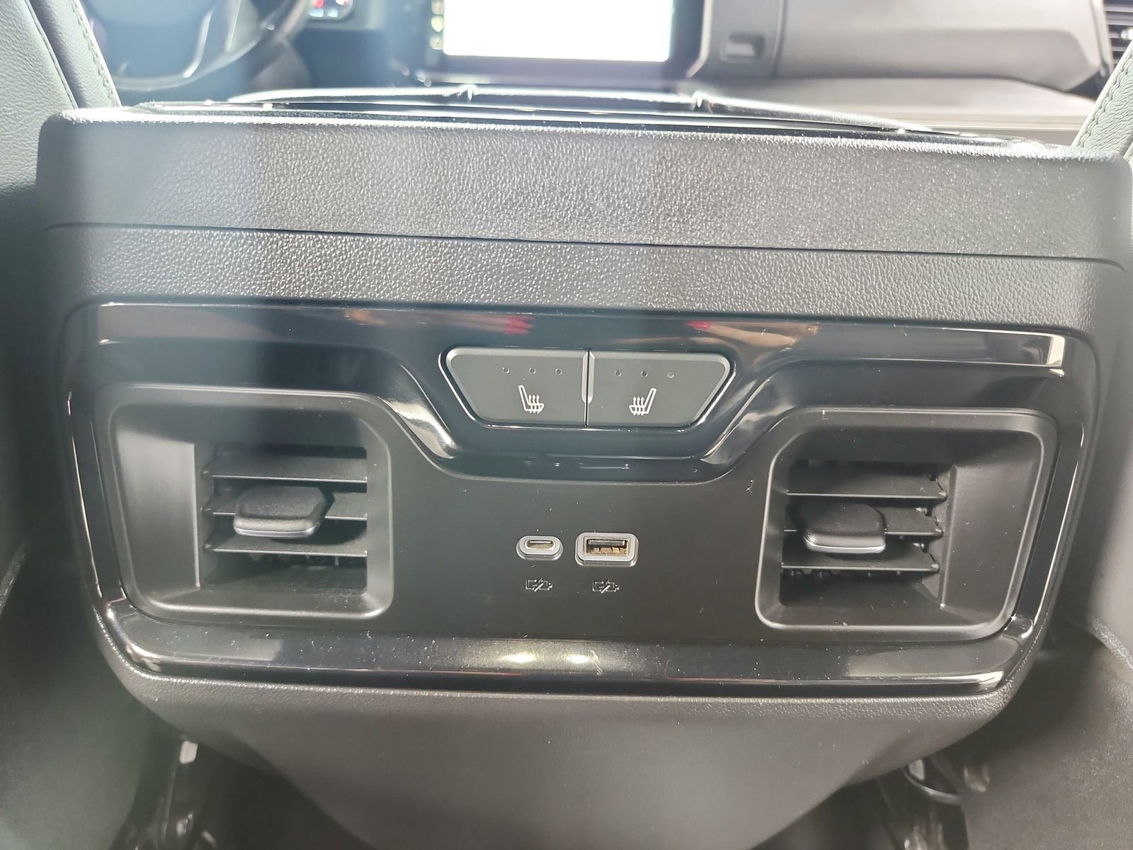 Used 2023 GMC Sierra 1500 AT4X image 40