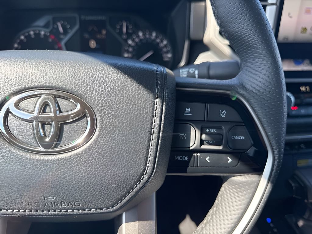 Used 2022 Toyota Tundra Limited w/ TRD Off-Road Package image 17