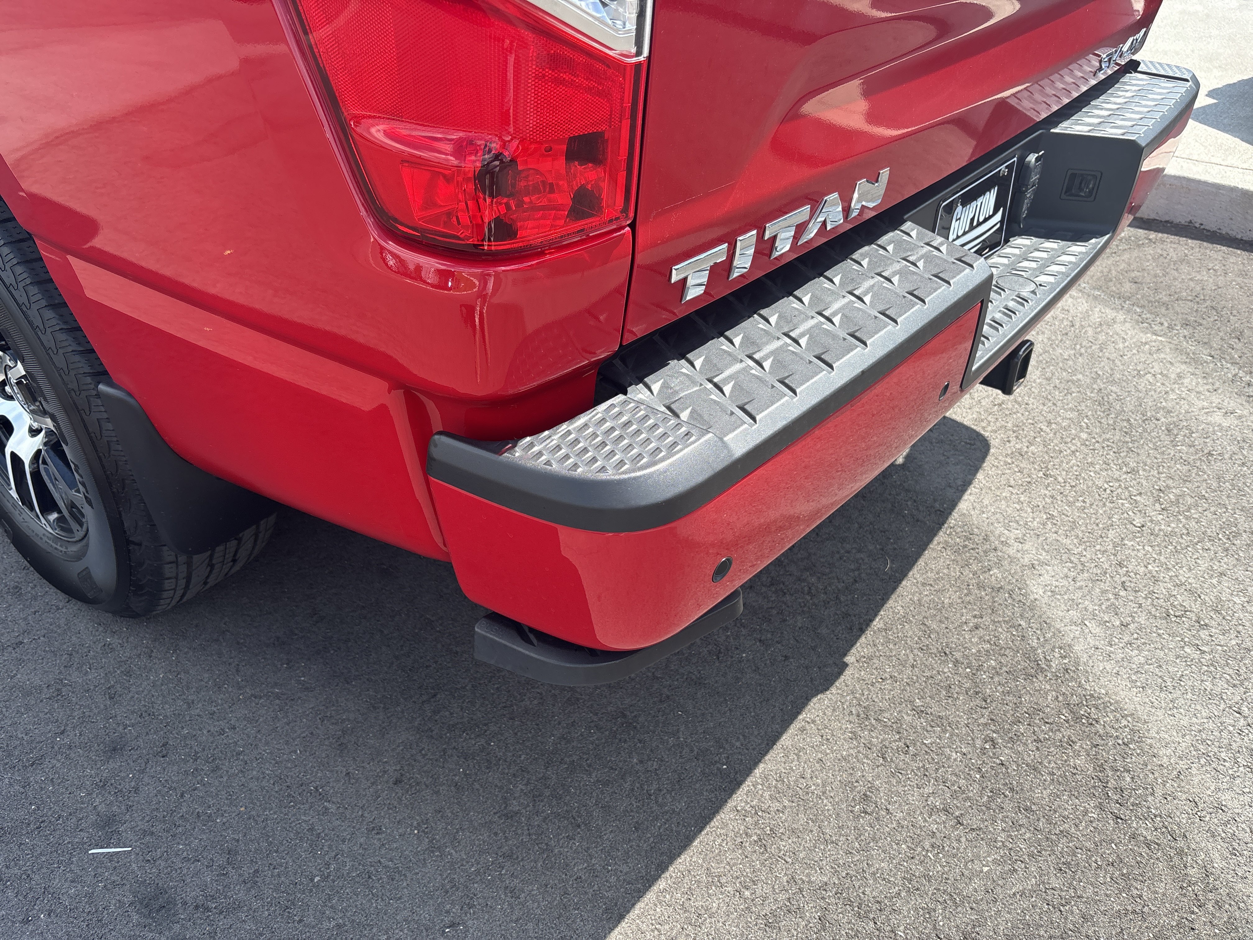 Used 2024 Nissan Titan SV w/ Accessory Utility Package AWD/4WD image 37