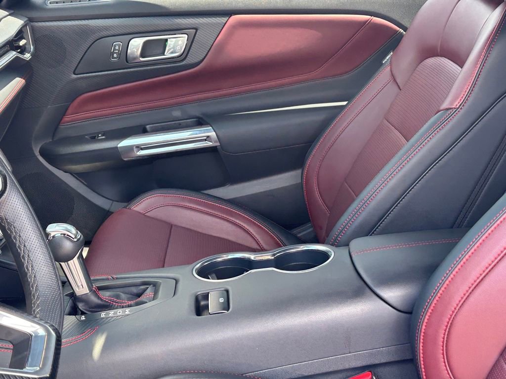 Used 2025 Ford Mustang GT Premium RWD image 11