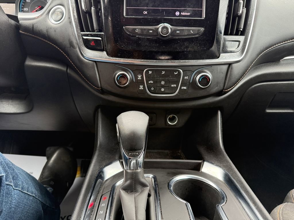 Used 2021 Chevrolet Traverse LS AWD/4WD image 21